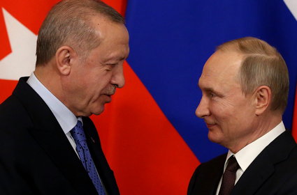 Tureckie banki przyjęły rosyjski system płatności. Tak mogą omijać sankcje