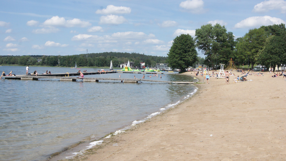 Władze Olsztyna przygotowują wprowadzenie kolejnych stref wolnych od dymu tytoniowego. To efekt m.in. konsultacji z mieszkańcami. W ten sposób miasto chce walczyć z chorobami.