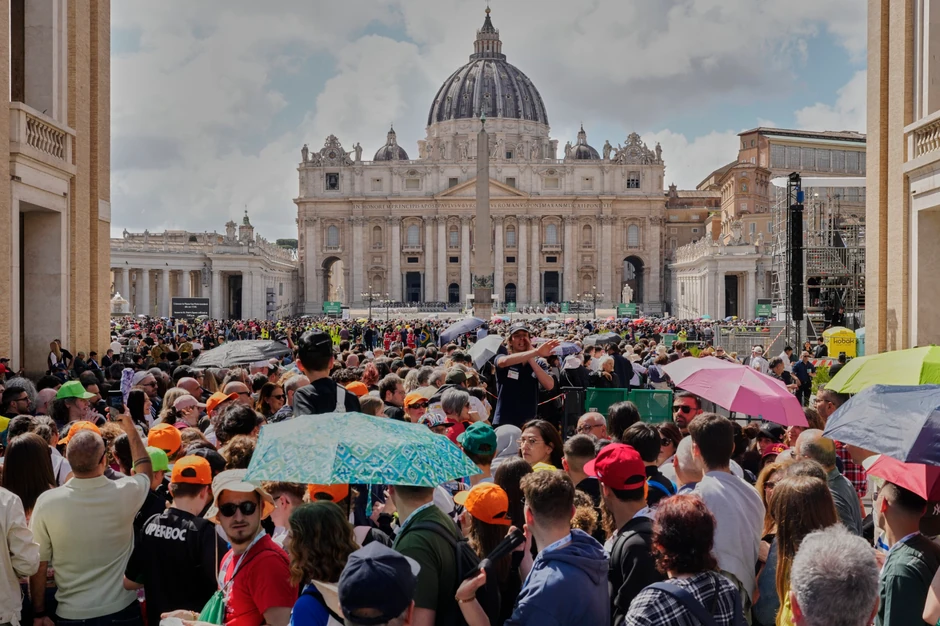 Vernici odaju poštu papi Franji u Vatikanu