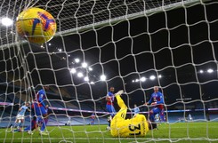 Piąte z rzędu zwycięstwo Manchesteru City i awans na drugie miejsce w tabeli