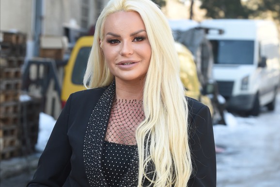 DŽIDŽA STOJKOVIĆ OVAKO PROVODI VREME NAKON GUBITKA BEBE Posvetila se zdravlju i objavila sliku sa treninga posle teškog perioda