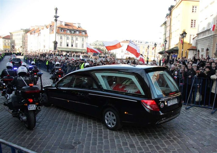 Para Prezydencka opuściła Warszawę. Jest już w Krakowie