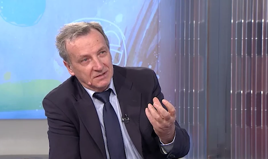 Momčilo Pavlović, istoričar