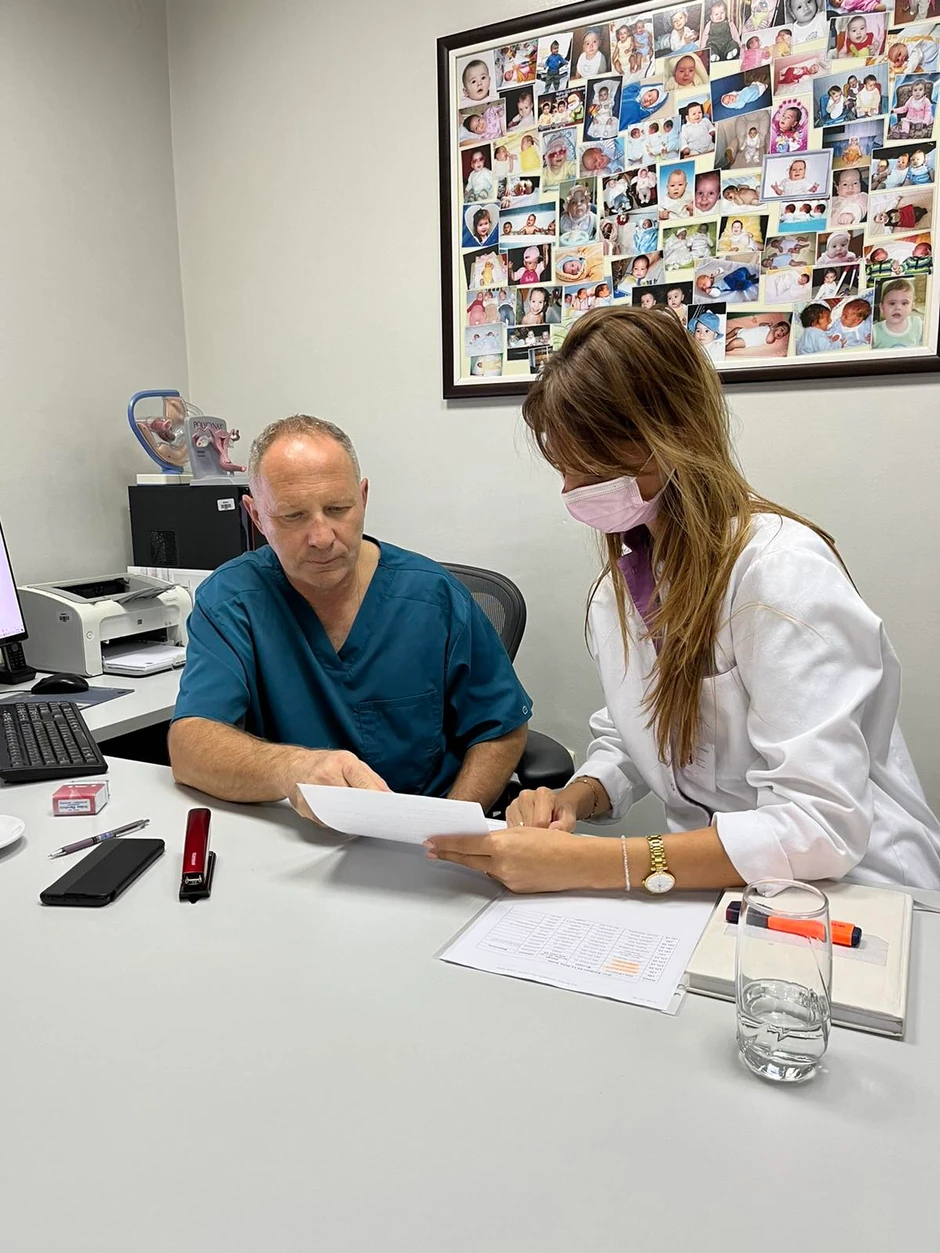 Prof. dr Srđan Đurđević i u ovom "vremenu grubosti" zadržao je "starinski" običaj da brine za svakog svog pacijenta