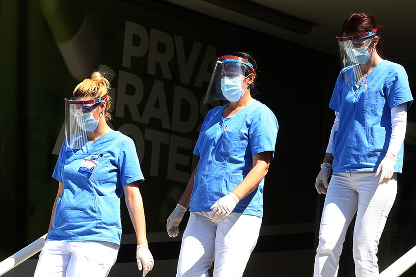 medicinari imaju opremu za još 20 dana.