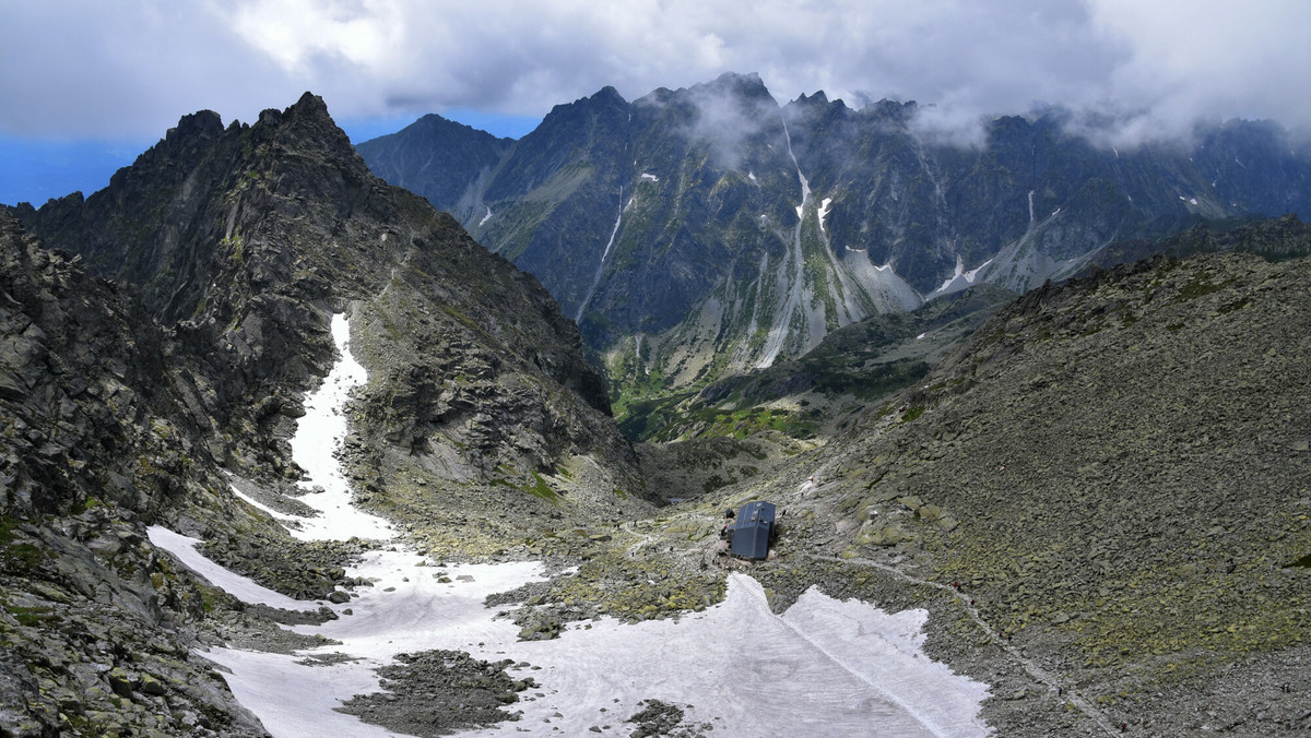 Zima wraca w Tatry. W weekend trudne warunki