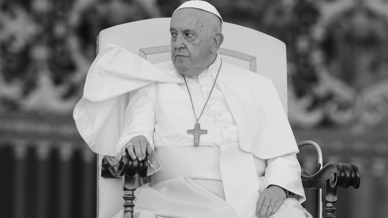 Co dzieje się w tle przygotowań do pogrzebu papieża? "Widzimy pewne kontrowersje" [WIDEO]