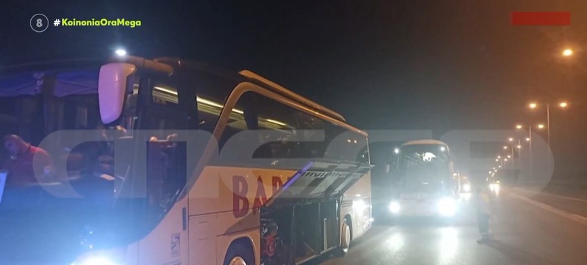 Kamenovan autobus sa srpskim putnicima u Grčkoj