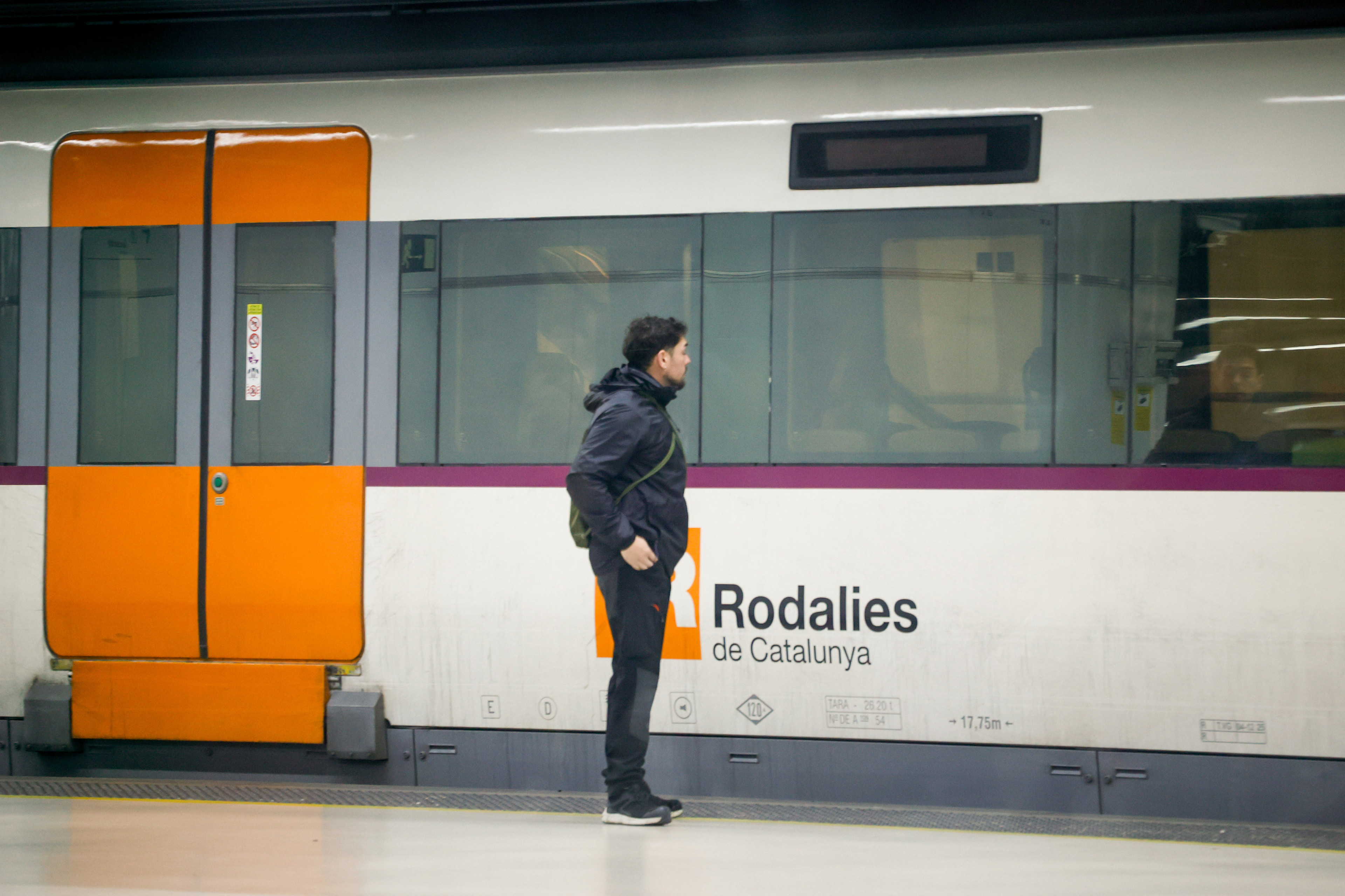 ¿Viajas en Rodalies hoy? Árboles caídos interrumpen R4 y R11 por vientos extremos