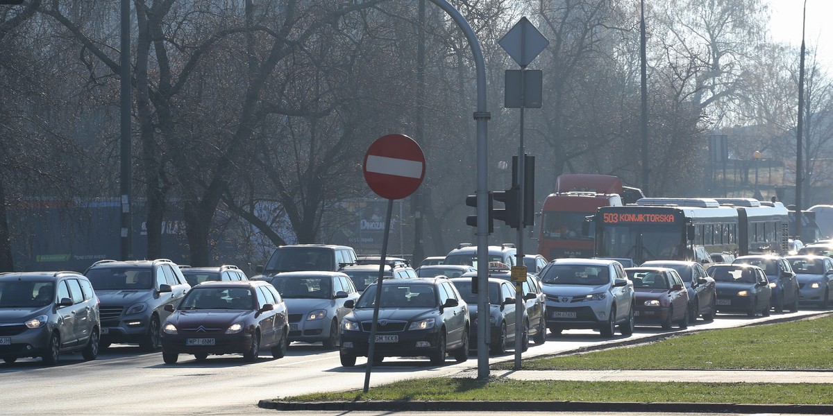 Kierowcy stracili w korkach 1,4 mld zł