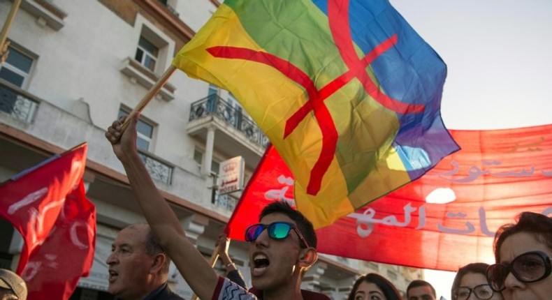 Moroccans protest in Rabat on November 6, 2016 to demand justice for a fish seller crushed to death in a rubbish truck