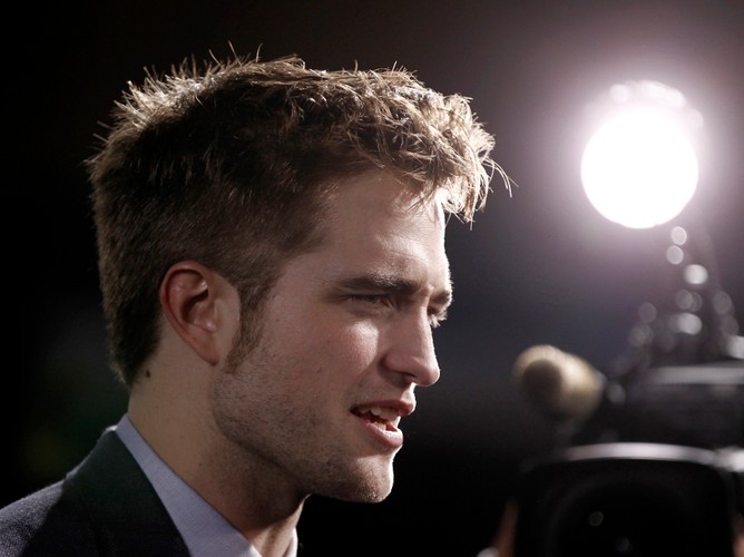 Robert Pattinson
