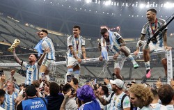 Droga Argentyny do mistrzostwa zaczęła się od porażki z "Kopciuszkiem"