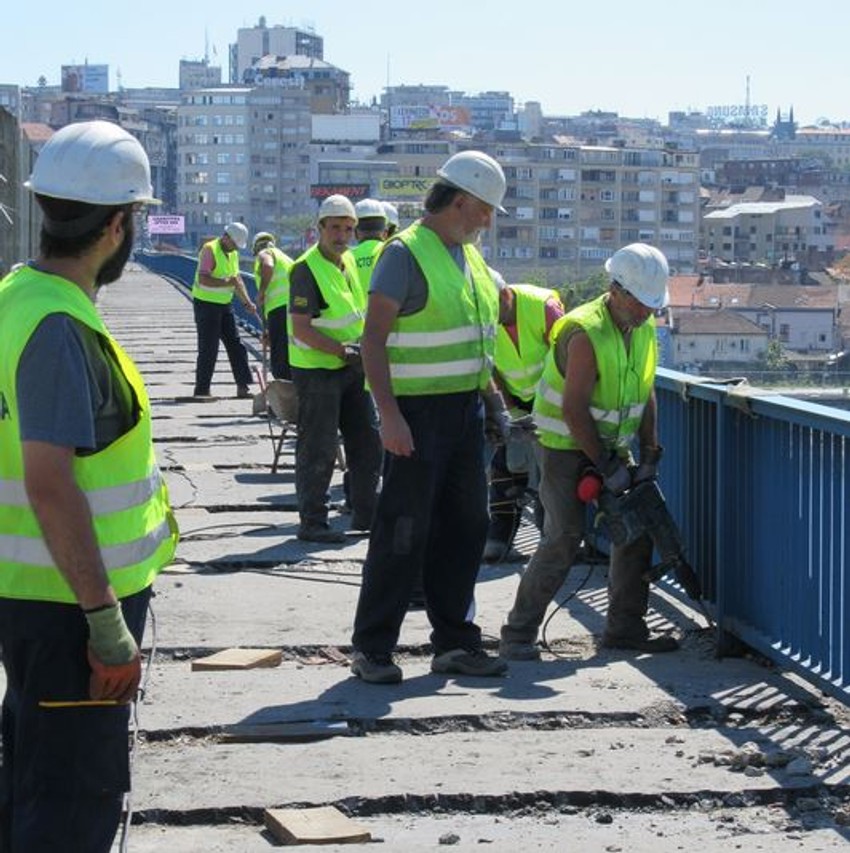 Radovi na pešačkim stazama su već počeli