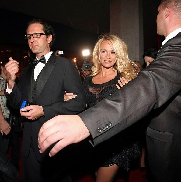 Pamela Anderson i Jean-Claude Van Damme na wyborach Miss Ukrainy