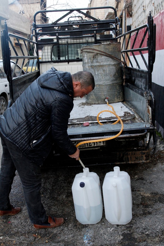 SYRIA DAMASCUS CONFLICT WATER CRISIS (Water crisis in Damascus)