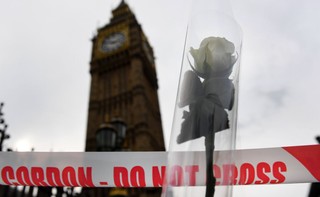 Brytyjska policja: Zamachowiec z Londynu działał sam
