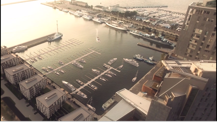 Lokale na parterze budynków zostaną zagospodarowane pod działalność handlowo-usługową. Wśród inwestycji realizowanych na terenie Molo Rybackiego znajdzie się m.in. budowa mariny dla 120 jednostek