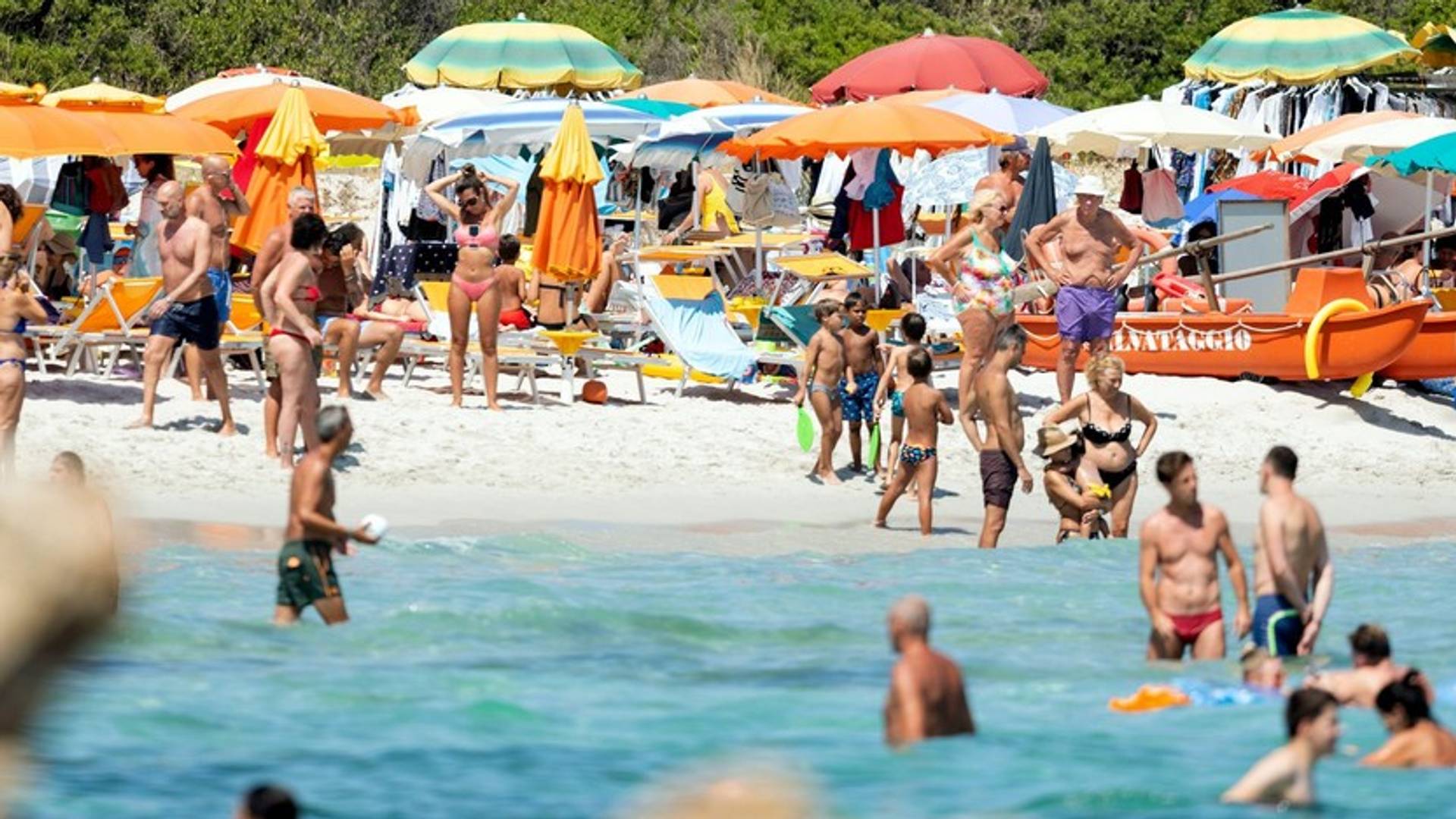 Na Sardiniji ima mnogo stogodišnjaka i muškarci žive duže od žena - otkriveno je kako uspevaju da vode dug i lep život