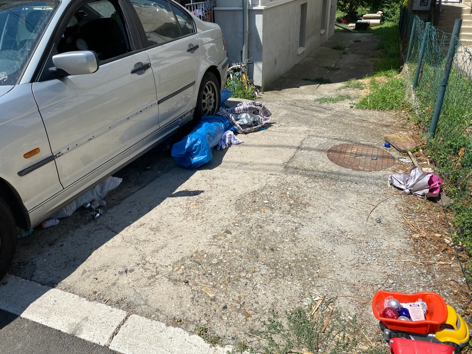 Kuća u kojoj je očuh pekao ruke i noge pastorku