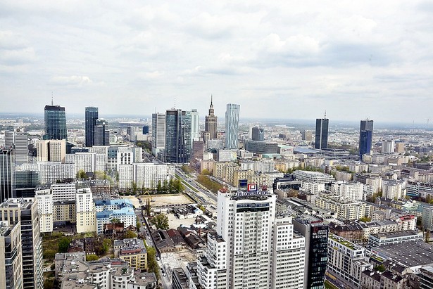 Widok na centrum Warszawy z 41. piętra Warsaw Spire