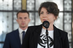 Posłanka PiS do posłanki KO: Założę maseczkę, bo ze Śląska. Będzie wniosek o ukaranie [WIDEO]