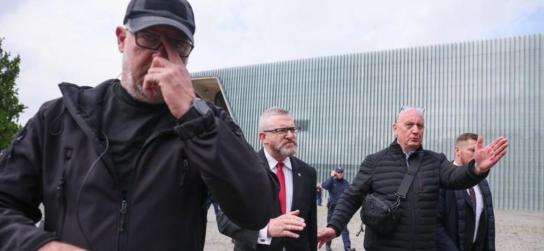 Polskie wojska w Ukrainie? Generał stanowczo dementuje rewelacje Brauna