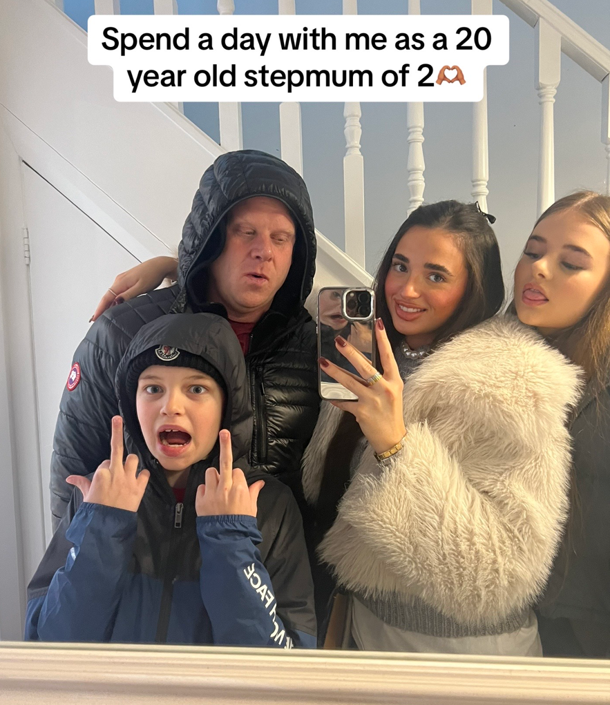 23-ročný vekový rozdiel Ellie a Marka skritizovali ľudia na TikToku.