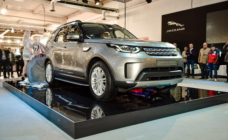 Nowy land rover discovery w Polsce. Nowe silniki obniżyły