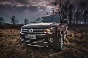 VW Amarok testowany w stacji segregacji odpadów – wideo