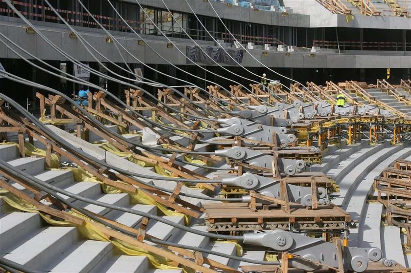 Tak rośnie Stadion Narodowy