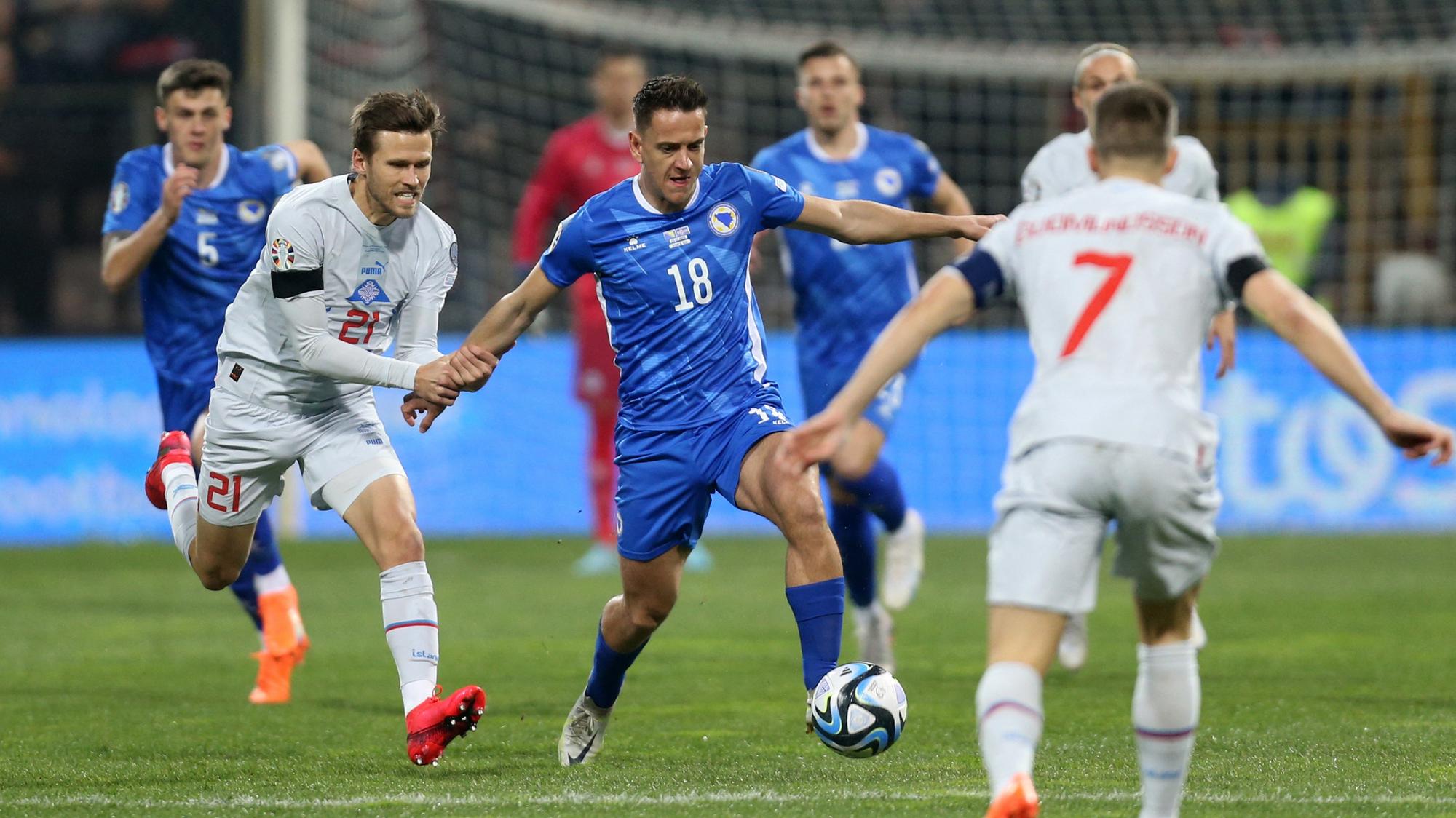 Kvalifikácia EURO 2024 - Island odvolal trénera | Šport.sk
