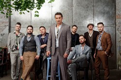 Sebastian Karpiel-Bułecka śpiewa z Nosowską. Jest nowa płyta Zakopower