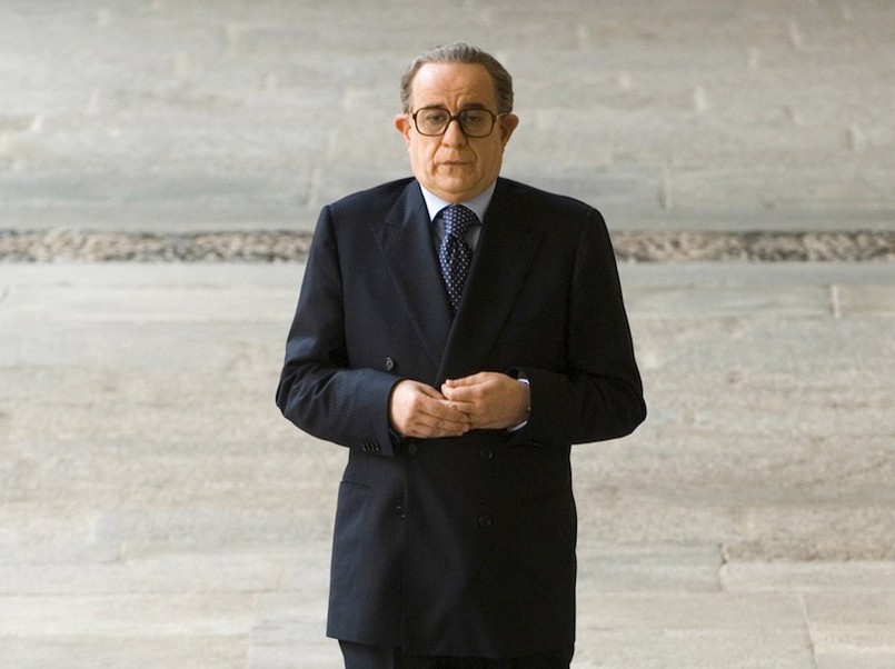 Toni Servillo jako "Boski" Andreotti