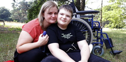 Uciekli spod bomb prosto do Gdańska. Mama niepełnosprawnego Mykoli prosi: Pomóżmy mojemu synowi stanąć na nogi!