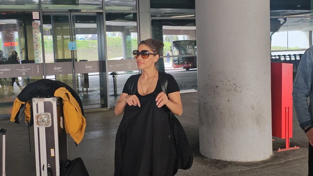 KOLEGE SA ESTRADE URNISALE MINU KOSTIĆ, pevač do detalja otkrio šta je krišom radila na splavu: "Uzela 500 evra i izašla na POMOĆNI IZLAZ, kako je ne bi primetili"