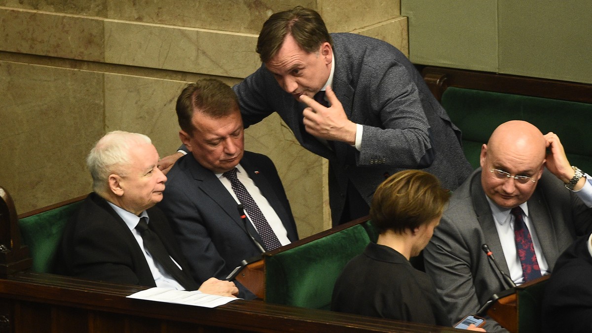 Jarosław Kaczyński, Mariusz Błaszczak i Zbigniew Ziobro w Sejmie