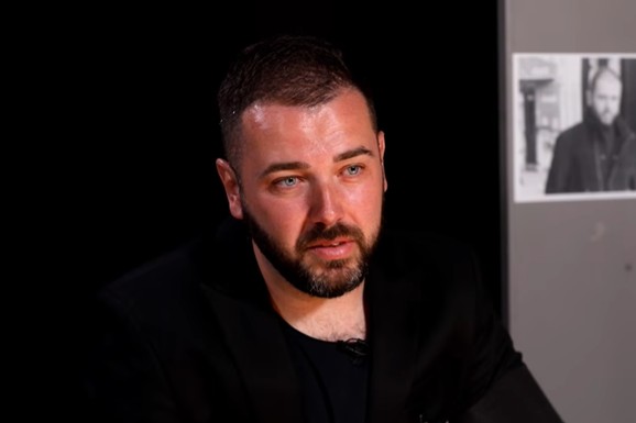 ACA KOS NA BLIC POLIGRAFU O VERIDBI SA ČEDOM Otkrio detalje njihovog života, a na ova pitanja je PAO: "Usvojio bih dete" (VIDEO)