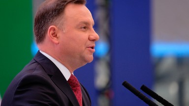 Prezydent podpisał nowelizację podnoszącą najniższą emeryturę w 2019 roku