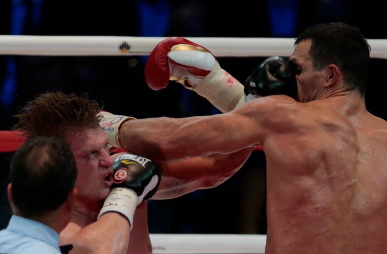 Powietkin wytrzymał 12 rund, ale mistrzem nadal jest Kliczko