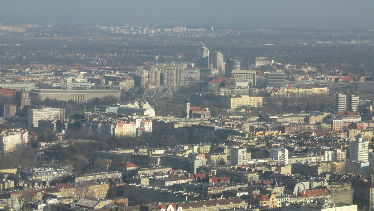 Do Wrocławia przyjechały kolejne osoby z Ukrainy – z miejsc, gdzie toczą się walki. Wcześniej na zaproszenie prezydenta Rafała Dutkiewicza, do miasta trafiły już trzy rodziny z Donbasu, które otrzymały w stolicy regionu schronienie, pracę i dach nad głową.