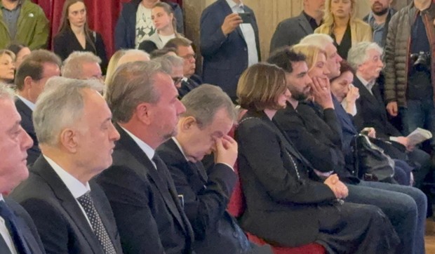 Komemoracija Dušku Vujoševiću