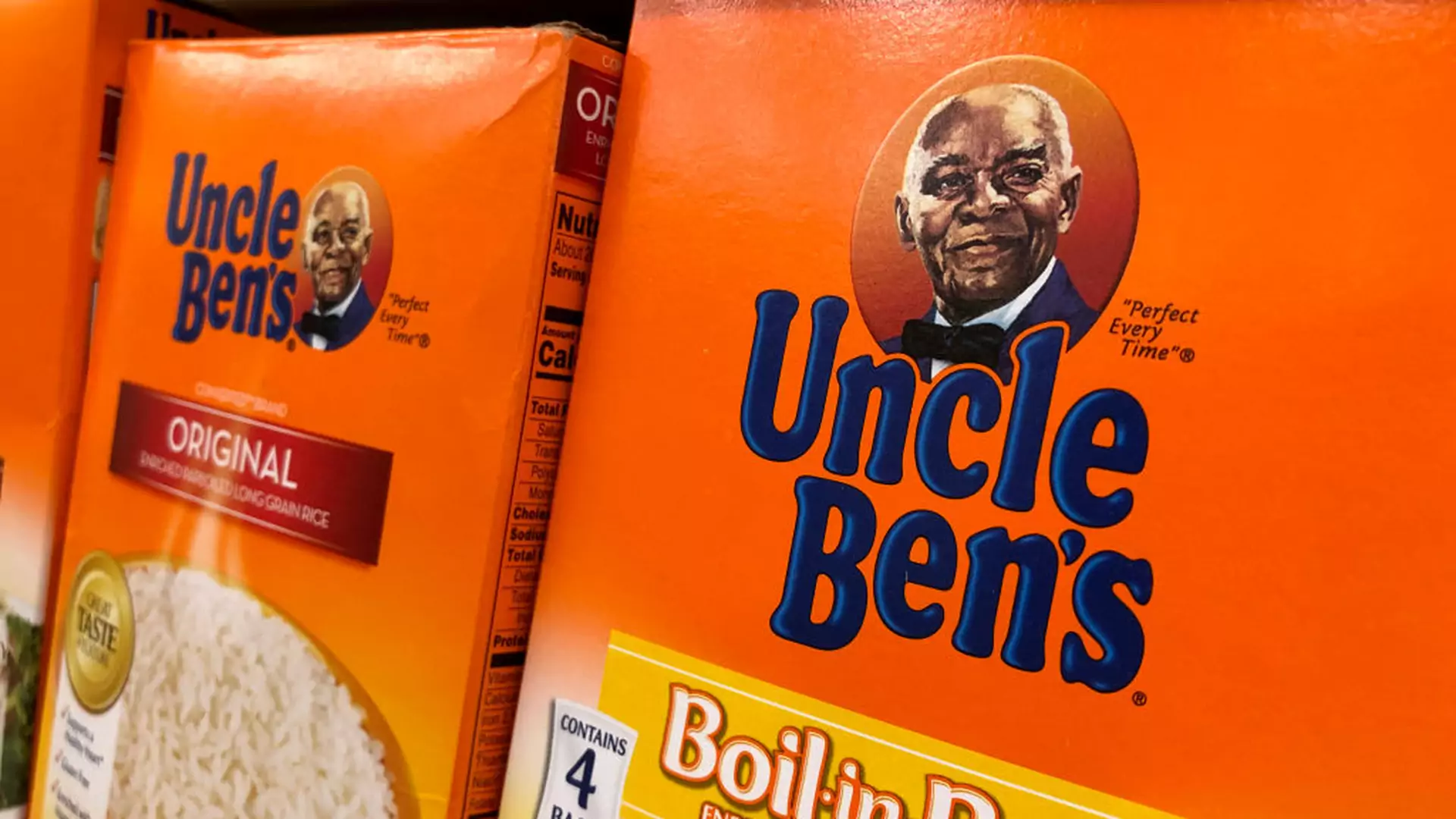 Uncle Ben's zmieni rasistowskie logo. Wyjaśniamy, co jest nie OK z "wujkiem"
