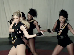 Nowa Shakira jak kolejna wersja Beyonce?