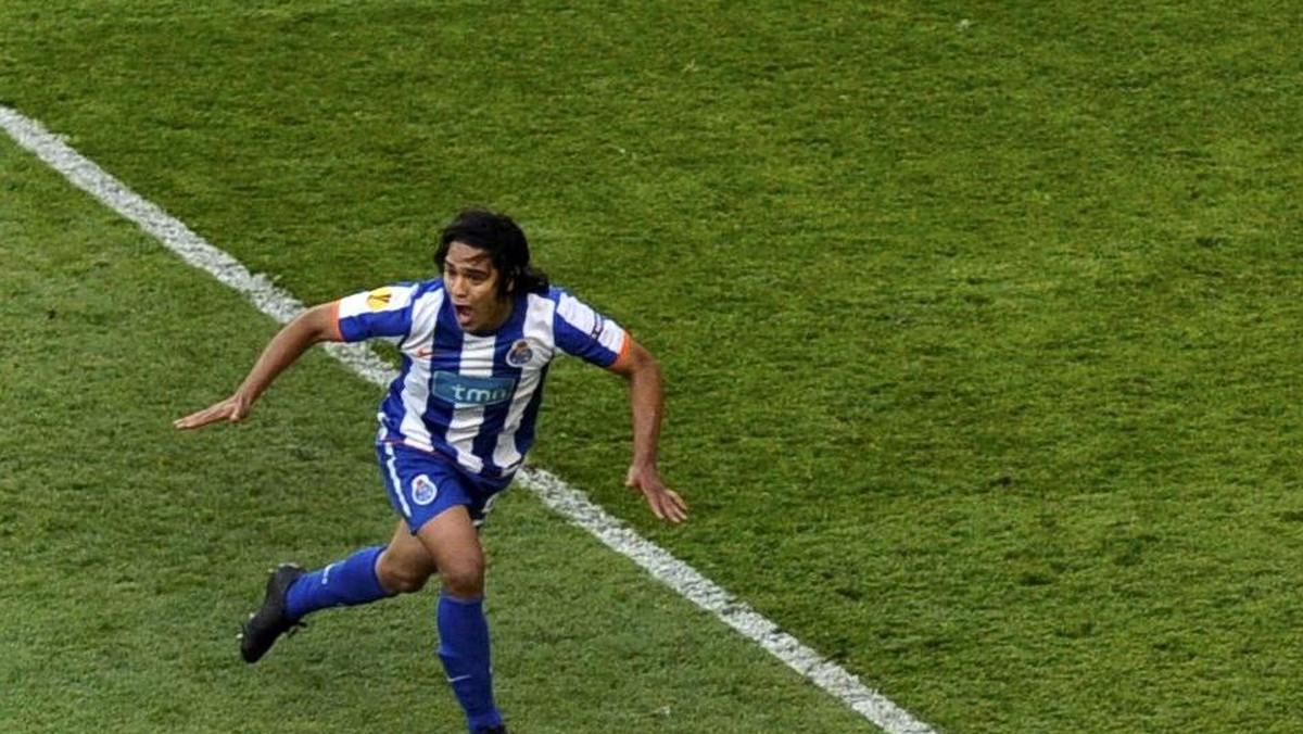 Zdobywając zwycięskiego gola w finale Ligi Europy, napastnik FC Porto - Falcao - nie tylko zapewnił swojej drużynie trofeum, ale także wyśrubował rekord w liczbie trafień w tych rozgrywkach, zdobywając ich w sumie 17.