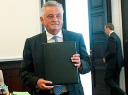 Drzewiecki znów atakuje PZPN