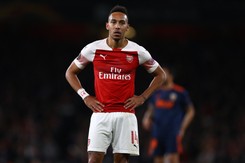 Aubameyang ukarany za zbyt późny powrót z prywatnej podróży