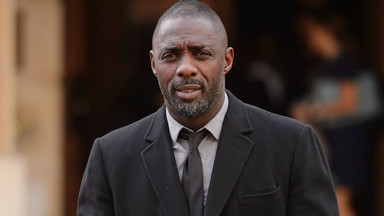 "Mroczna wieża": Idris Elba zwiastuje film obrazkiem