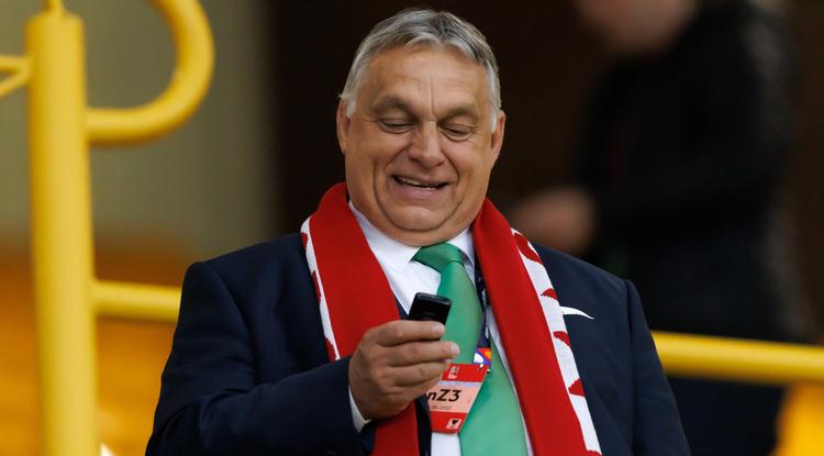 Orbán Viktort biztosan nem kellene sokáig győzködni, hogy csinálja meg a butafon kihívást