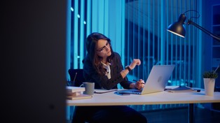 Skrócony tydzień pracy. Ekspert wskazuje na problemy